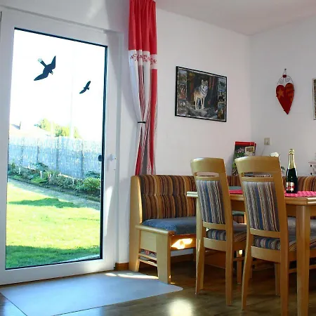 Comfortable With Large Sunny Garden In Beautiful Surroundings Σπίτι διακοπών Tettscheid