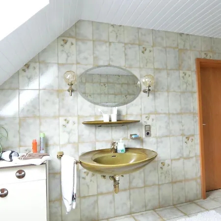 Σπίτι διακοπών Comfortable With Large Sunny Garden In Beautiful Surroundings Tettscheid