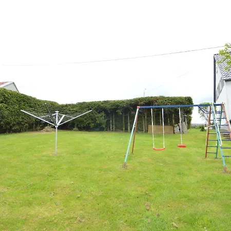 Σπίτι διακοπών Comfortable With Large Sunny Garden In Beautiful Surroundings *